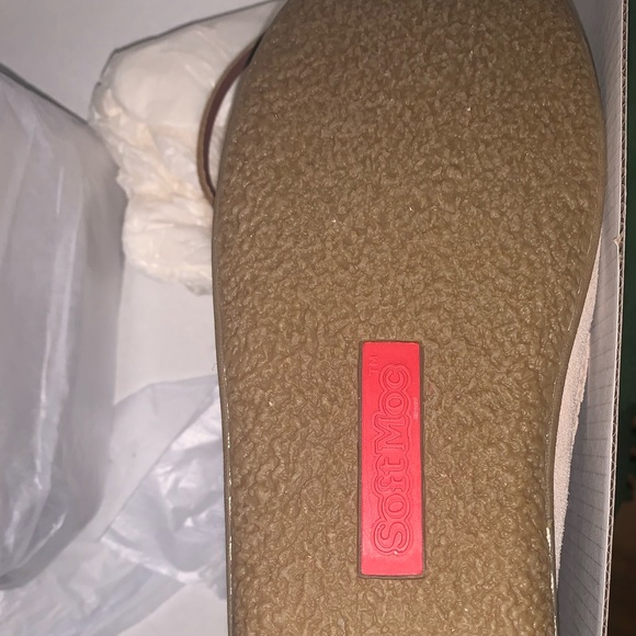 Brand NEW Moccasins Size 9 - Picture 7 of 9